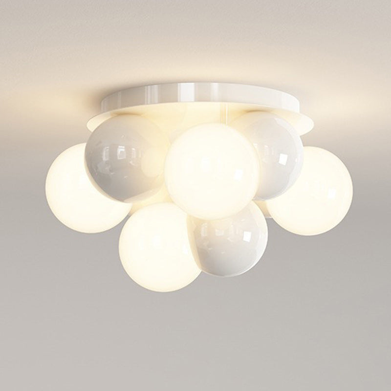 Zeitgenössische nordische Kinder Eisen Glas Ball Runde Basis 5-Licht Semi-Flush Mount Deckenleuchte für Schlafzimmer 