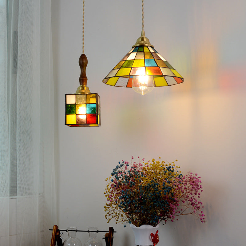 Traditional Tiffany Puzzle Cube Tapered Colorful Stained Glass Brass 1-Light Pendant Light For Living Room