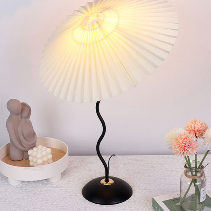 Contemporary Nordic Pleated Linen PVC Umbrella Shaped Curve Iron 1-Light Table Lamp For Living Room