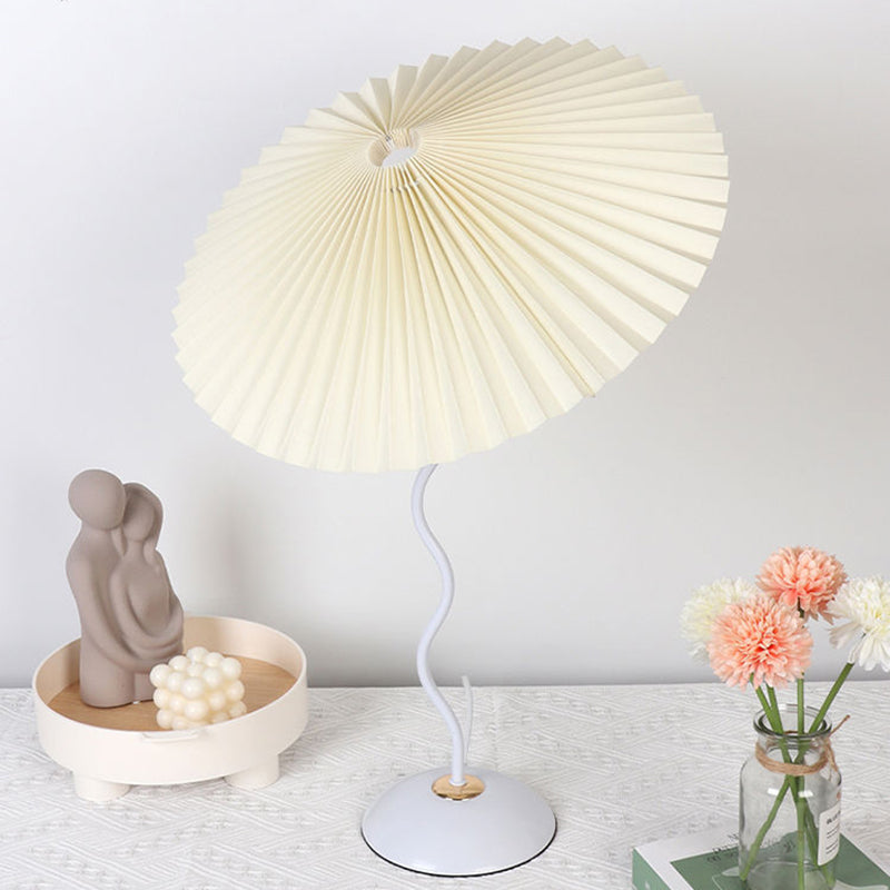 Contemporary Nordic Pleated Linen PVC Umbrella Shaped Curve Iron 1-Light Table Lamp For Living Room