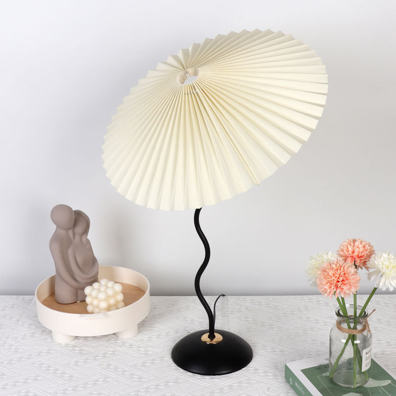 Contemporary Nordic Pleated Linen PVC Umbrella Shaped Curve Iron 1-Light Table Lamp For Living Room