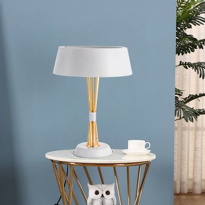 Modern Luxury Iron Metal Sticks Semi Round Lamp Shade 3-Light Table Lamp For Bedroom