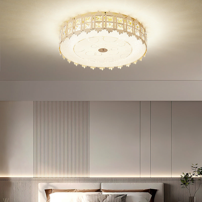 Moderne Luxus-runde Kristall-Quadrat-Perlen-Blumen-Wellen-Muster-Hardware-Leder-Shell-Glas-LED-Deckenleuchte für Schlafzimmer 