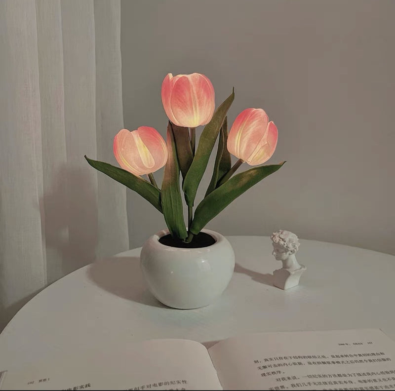 Contemporary Creative Tulip Flower Ceramic PU USB LED Table Lamp For Bedroom