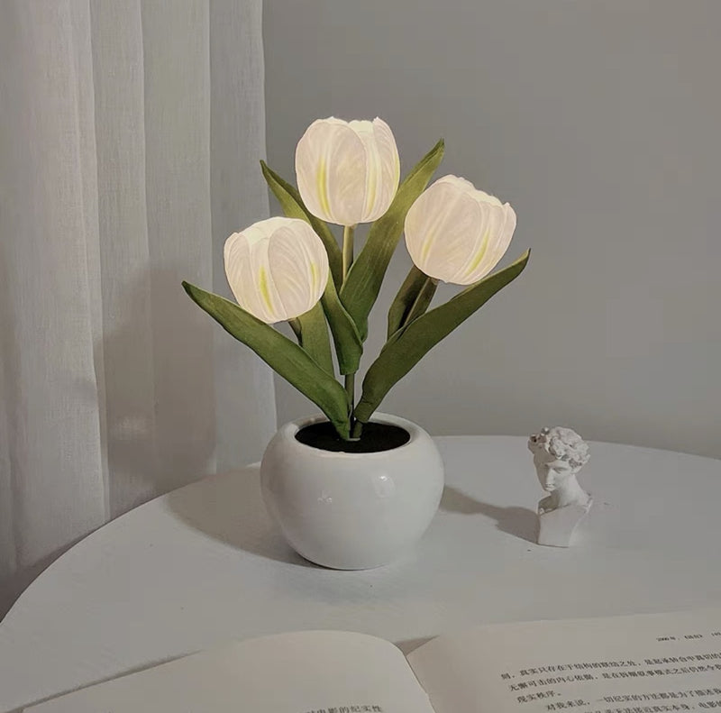 Contemporary Creative Tulip Flower Ceramic PU USB LED Table Lamp For Bedroom