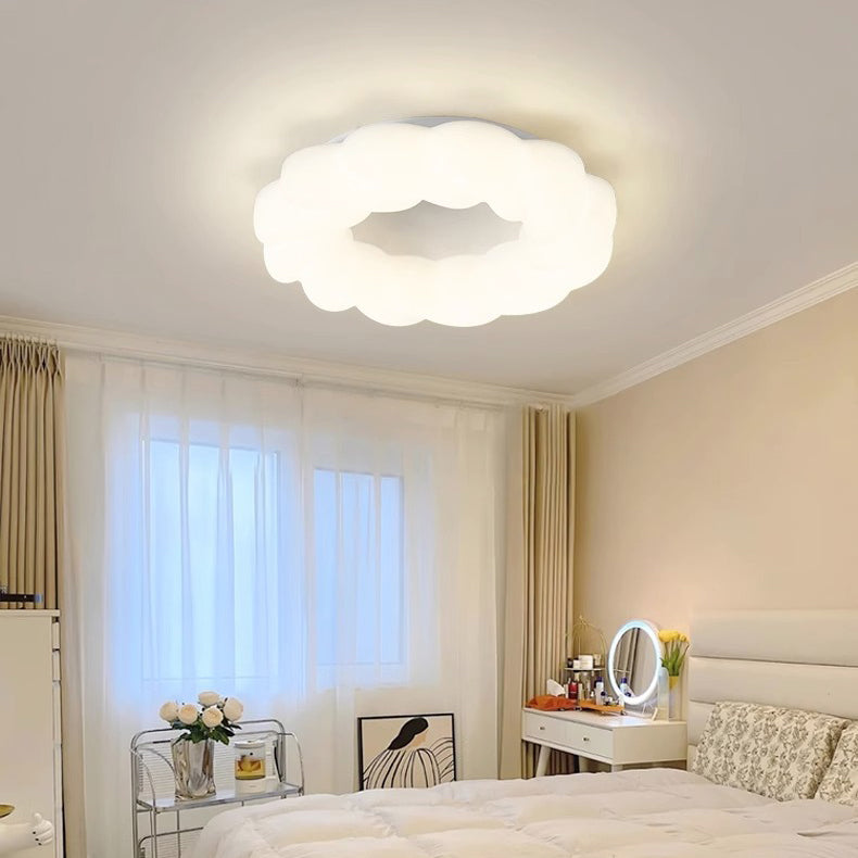 Contemporary Nordic Cloud Shape Iron PE LED Flush Mount Ceiling Light For Bedroom