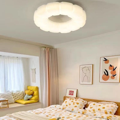 Contemporary Nordic Cloud Shape Iron PE LED Flush Mount Ceiling Light For Bedroom