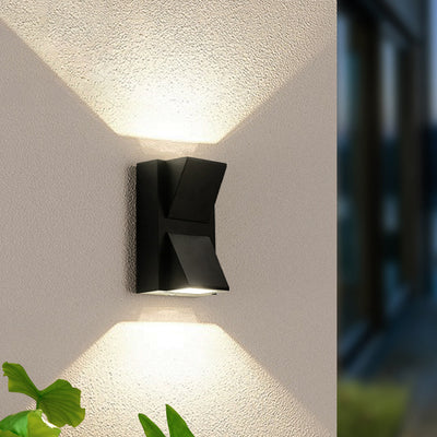 Modern Minimalist Waterproof Up And Down Geometric Square Aluminum Acrylic LED Outdoor Wall Sconce Lamp For Outdoor Patio