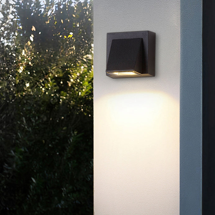 Modern Minimalist Waterproof Up And Down Geometric Square Aluminum Acrylic LED Outdoor Wall Sconce Lamp For Outdoor Patio