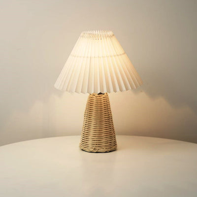 Zeitgenössische Boho Hutform Rattan Metall 1-Licht Tischlampe für Schlafzimmer 