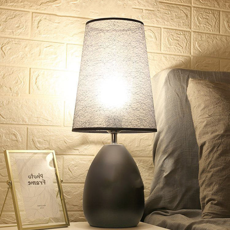 Contemporary Luxury Trapezoidal Crack Fabric Shade Iron 1-Light Table Lamp For Bedroom