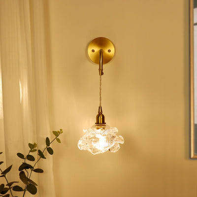 Contemporary Luxury Rose Glass Brass 1-Light Wall Sconce Lamp For Living Room