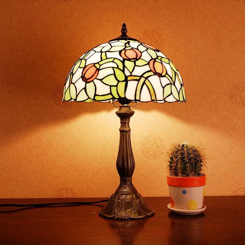 Traditional Tiffany Half Round Oval Lotus Flower Stained Glass Alloy 1-Light Table Lamp For Bedroom