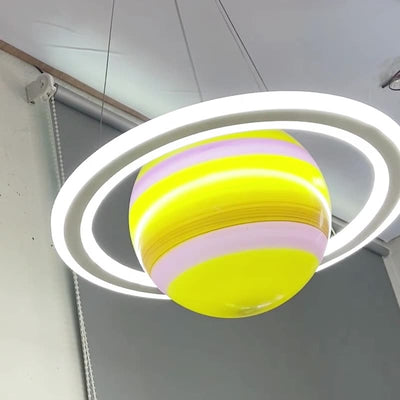 Moderne minimalistische Cartoon Kinder Ball Kreis Planet Eisen PVC 1-Licht Pendelleuchte für Schlafzimmer 