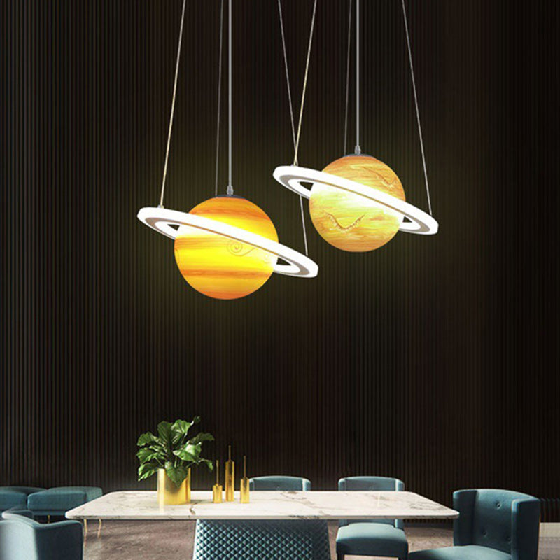 Moderne minimalistische Cartoon Kinder Ball Kreis Planet Eisen PVC 1-Licht Pendelleuchte für Schlafzimmer 