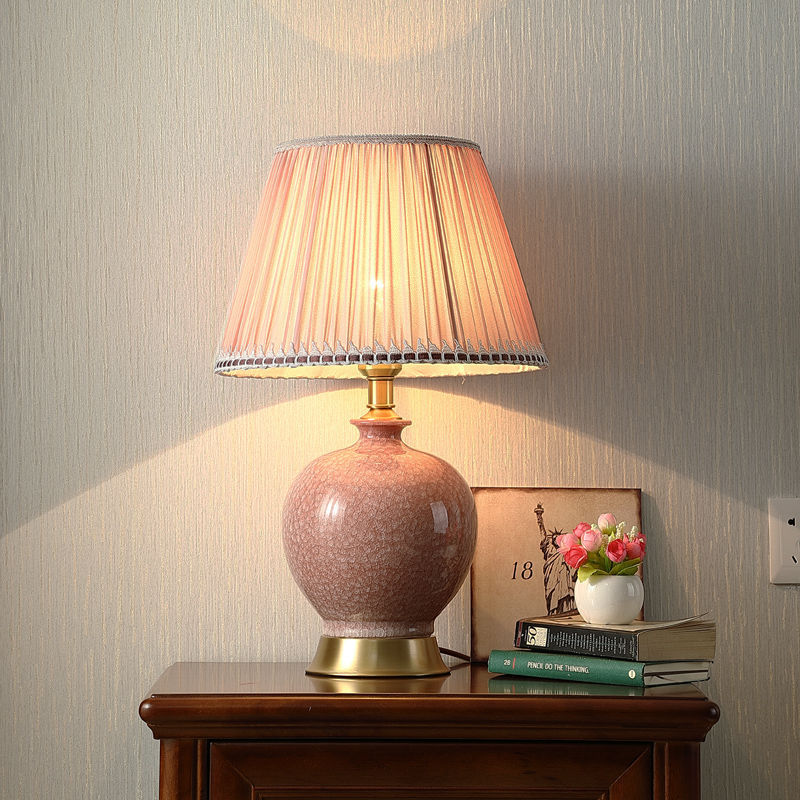 Traditional Chinese Oval Sphere Round Table Crystallized Glaze Ceramic Copper Fabric 1-Light Table Lamp For Bedroom