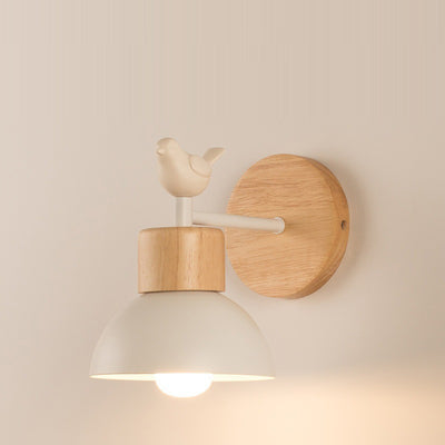 Moderne minimalistische halbrunde Zylinder Vogelscheibe Basis Eisen Massivholz Harz 1-Licht Wandleuchte Lampe für Schlafzimmer 