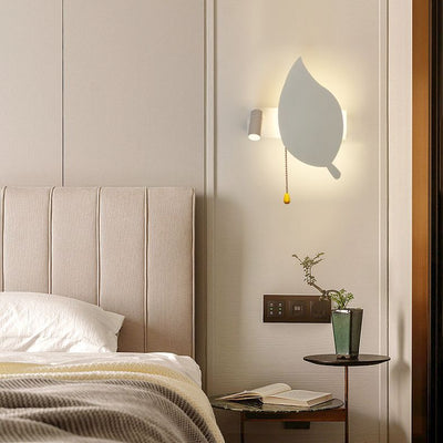 Contemporary Scandinavian Round Leaf Disc Iron Aluminum Acrylic LED Wall Sconce Lamp For Bedroom