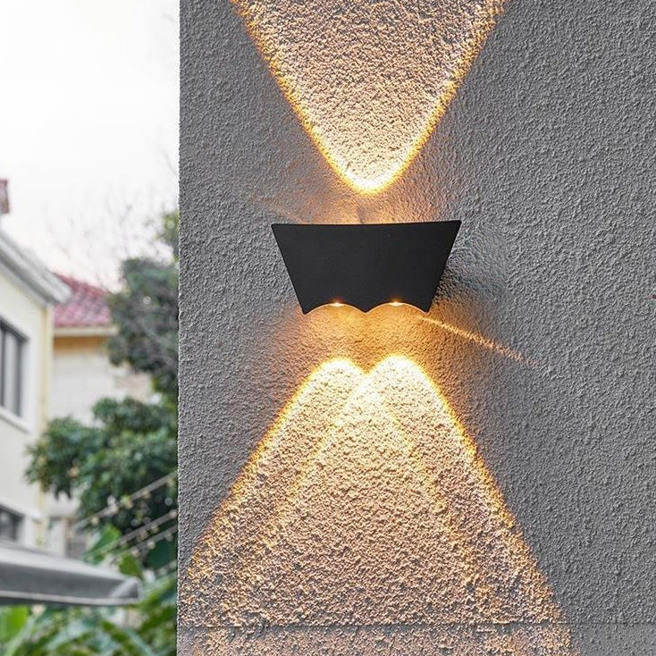 Modern Minimalist Waterproof Trapezoidal Semicircle Die-Cast Aluminum LED Outdoor Wall Sconce Lamp For Garden