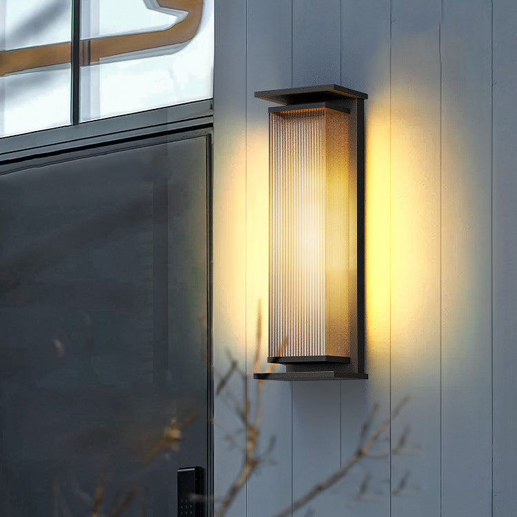 Moderne minimalistische wasserdichte Dreieck-Halbkreis-Druckguss-Aluminium-PC-LED-Wandleuchte für die Terrasse im Freien 