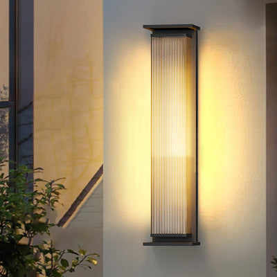 Moderne minimalistische wasserdichte Dreieck-Halbkreis-Druckguss-Aluminium-PC-LED-Wandleuchte für die Terrasse im Freien 