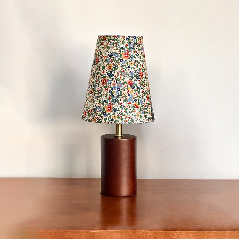 Traditional French Pastoral Floral Print Fabric Round Shade Solid Wood Base 1-Light Table Lamp For Bedroom