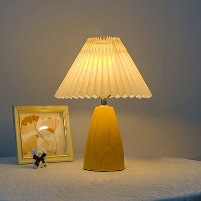 Traditional French Pleated Fabric Shade Ceramic Base USB LED Table Lamp For Bedroom