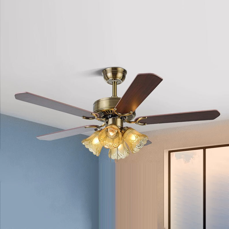 Traditional Retro Iron Wood Fan Flower Glass Shade 4-Light Ceiling Fan Light For Living Room