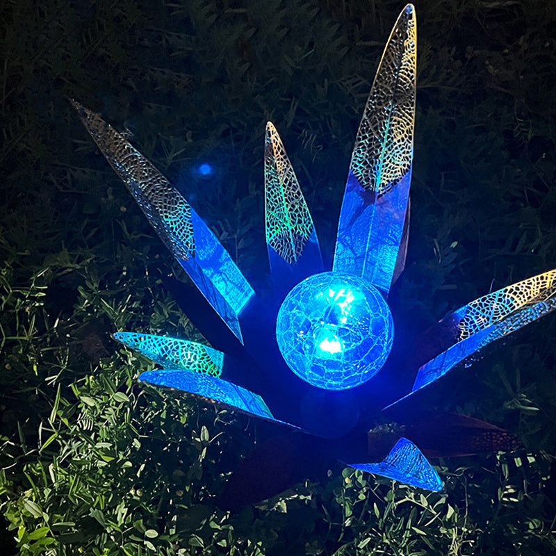 Contemporary Creative Solar Waterproof Iron Agave Plant LED Lawn Landscape Light For Outdoor Patio