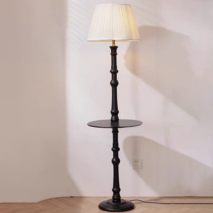 Zeitgenössische 1-flammige Stehlampe im Retro-Stil mit plissiertem Stoffschirm und Holzmastsockel für das Home Office 