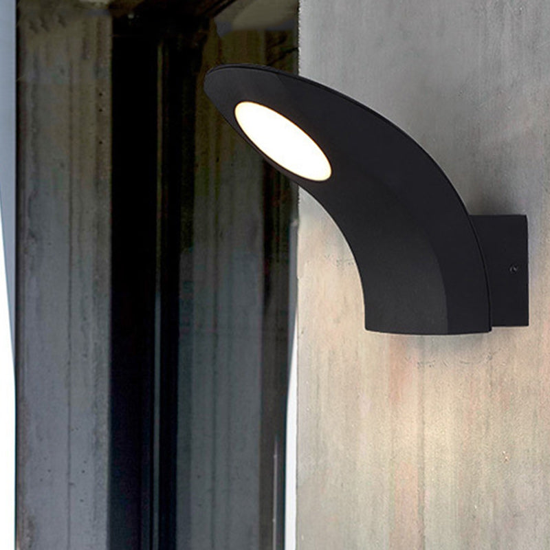 Modern Minimalist Curved Aluminum LED Waterproof Outdoor Wall Sconce Lamp For Garden