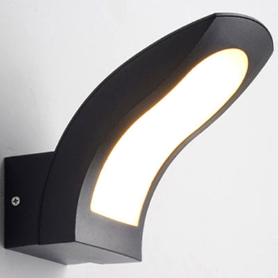 Modern Minimalist Curved Aluminum LED Waterproof Outdoor Wall Sconce Lamp For Garden