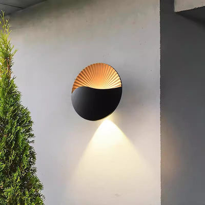 Modern Simplicity Aluminum PC Round LED Outdoor Wall Sconce Lamp For Garden