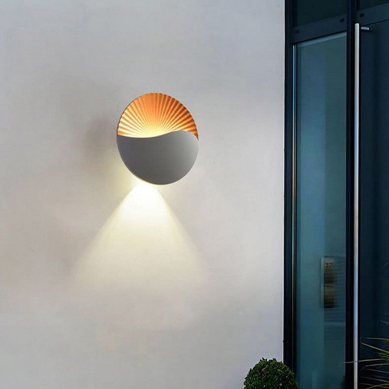 Modern Simplicity Aluminum PC Round LED Outdoor Wall Sconce Lamp For Garden