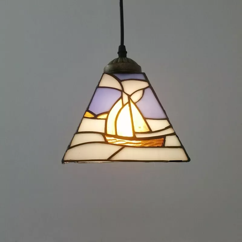 Traditional Tiffany Stained Glass Geometric Pattern Pyramid Shade 1-Light Pendant Light For Living Room