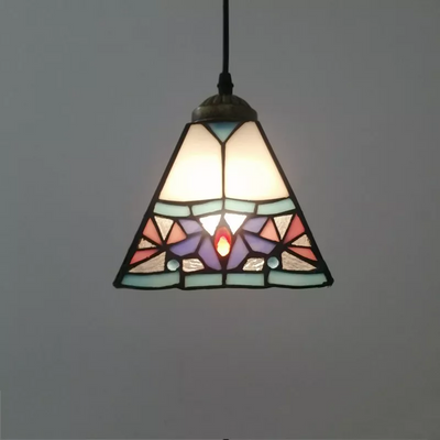 Traditional Tiffany Stained Glass Geometric Pattern Pyramid Shade 1-Light Pendant Light For Living Room