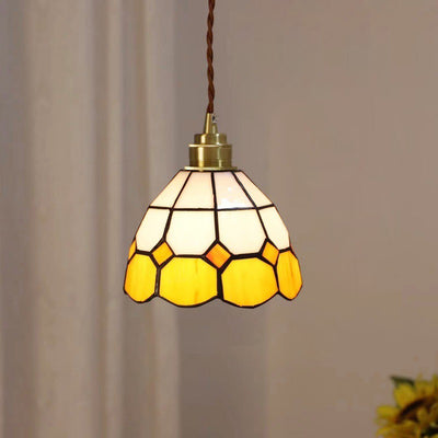 Traditional Tiffany Checkered Patchwork Stained Glass Brass 1-Light Pendant Light For Bedroom