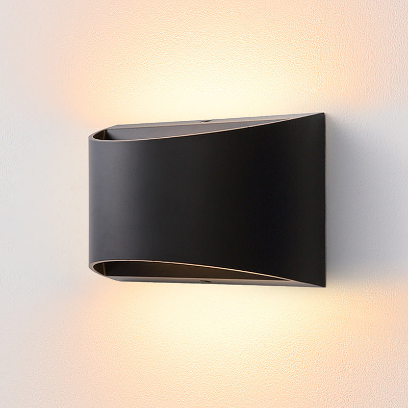 Modern Minimalist Curved Aluminum Up And Down Illuminated LED Waterproof Wall Sconce Lamp For Outdoor Patio