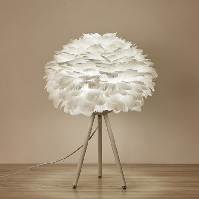 Traditional French Feather Spherical Shade Hardware Tripod 1-Light Table Lamp For Bedroom