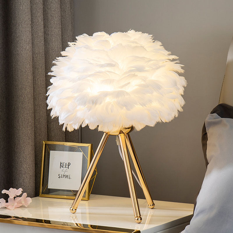 Traditional French Feather Spherical Shade Hardware Tripod 1-Light Table Lamp For Bedroom