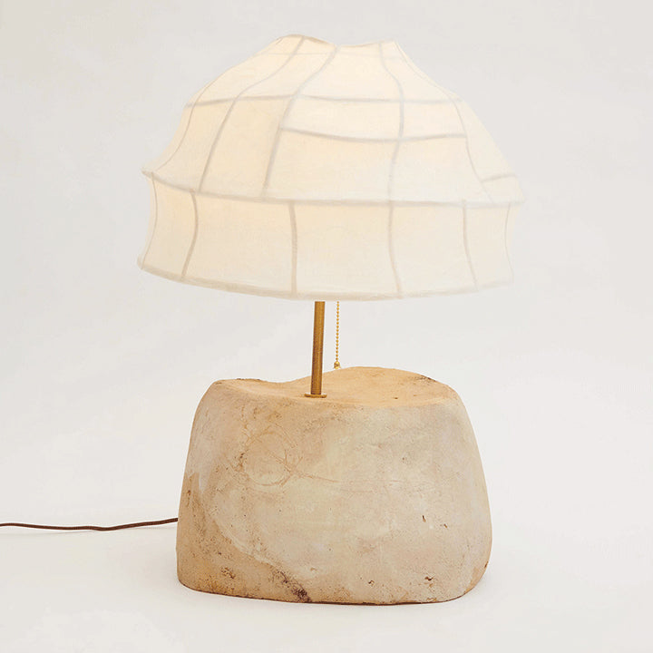 Traditional French Silk Round Shade Resin Base 1-Light Table Lamp For Bedroom