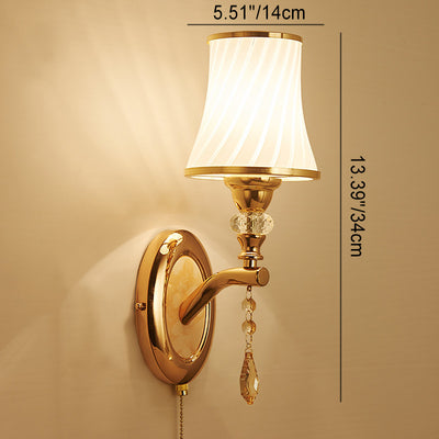 Contemporary Luxury Zinc Alloy Glass Curved Shade 1-Light Wall Sconce Lamp For Dining Room