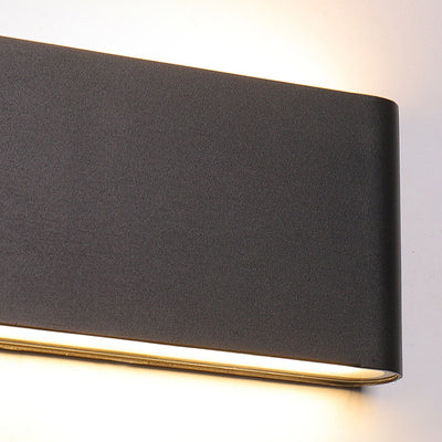 Lámpara de aplique de pared LED de aluminio y PC curva rectangular impermeable creativa contemporánea para patio exterior 