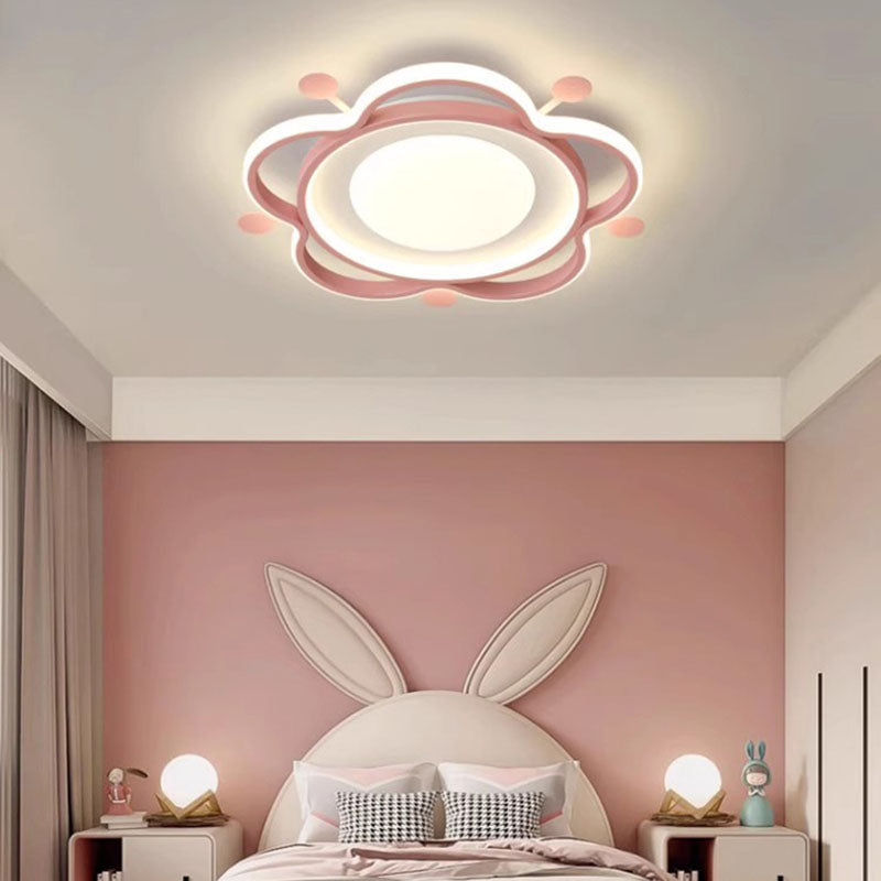 Contemporary Nordic Hardware Acrylic Star Shade LED Flush Mount Ceiling Light For Bedroom