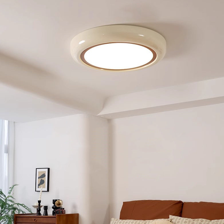 Contemporary Nordic Geometric Round Acrylic Iron LED Flush Mount Ceiling Light For Bedroom