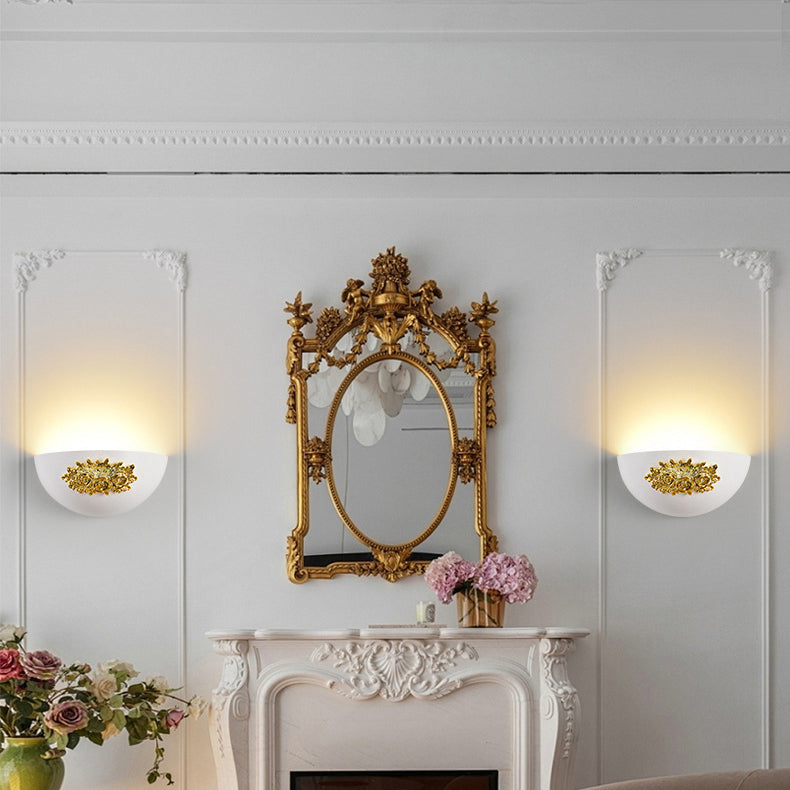 Traditional French Semicircular Carved Resin Hardware 1-Light Wall Sconce Lamp For Bedroom