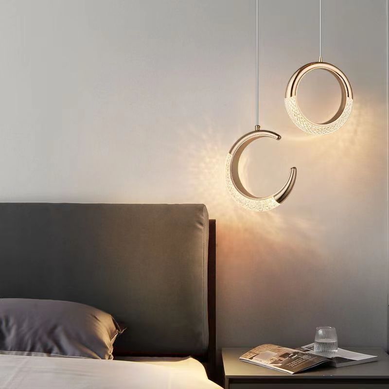 Moderne Luxus Ring Mond Runde Aluminium Hardware Acryl LED Pendelleuchte für Schlafzimmer 