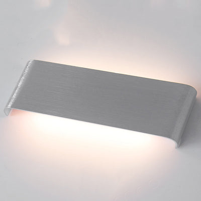 Moderne minimalistische rechteckige LED-Wandleuchte aus Aluminium und Acryl für Schlafzimmer 