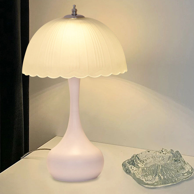 Traditional French Dome Glass Iron LED Table Lamp For Bedroom