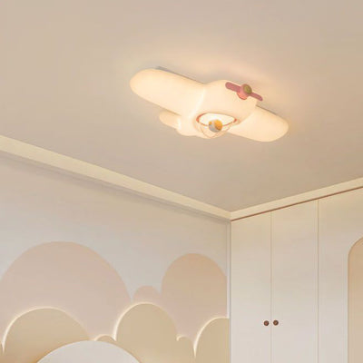 Zeitgenössische kreative Kinder Flugzeug Carbon Stahl Harz LED Semi-Flush Mount Deckenleuchte für Schlafzimmer 